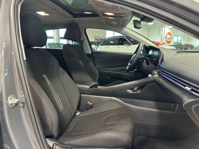 2024 Hyundai Elantra SEL | Irving, Texas | Hopper Motorplex