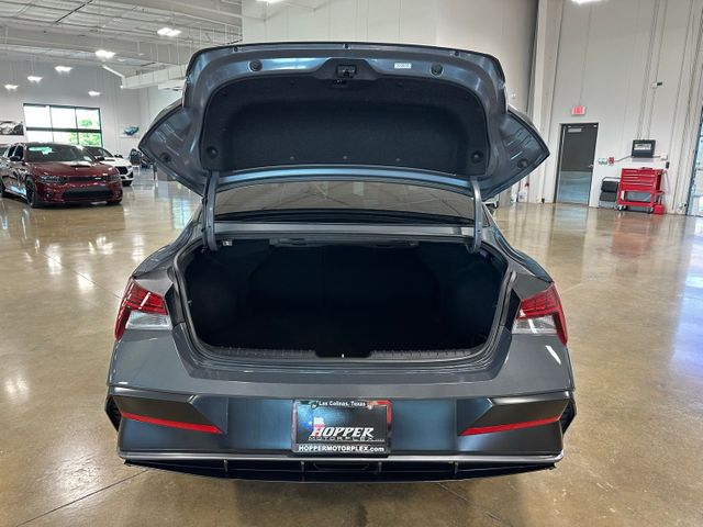 2024 Hyundai Elantra SEL | Irving, Texas | Hopper Motorplex