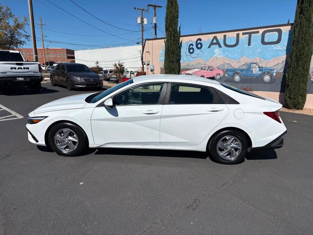 2024 Hyundai ELANTRA SE 2024 Hyundai ELANTRA SE