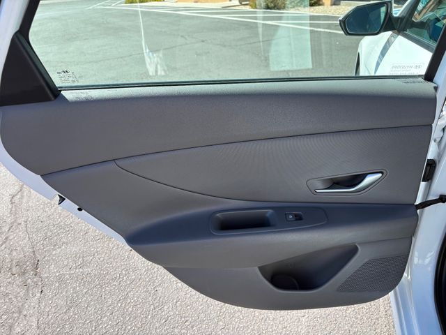 2024 Hyundai ELANTRA SE 2024 Hyundai ELANTRA SE