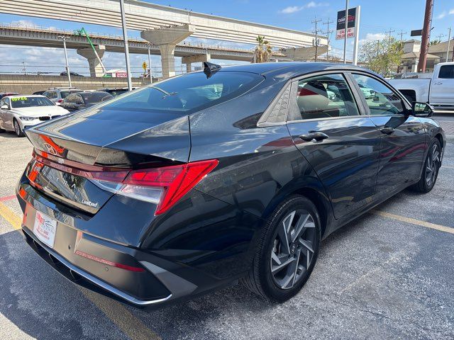 2024 Hyundai ELANTRA Limited | San Antonio, TX | Clear Choice Automotive South 2024 Hyundai ELANTRA Limited | San Antonio, TX | Clear Choice Automotive South