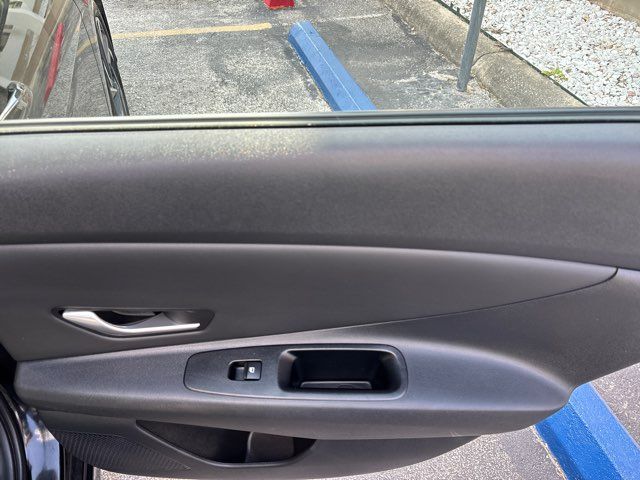 2024 Hyundai ELANTRA Limited | San Antonio, TX | Clear Choice Automotive South 2024 Hyundai ELANTRA Limited | San Antonio, TX | Clear Choice Automotive South