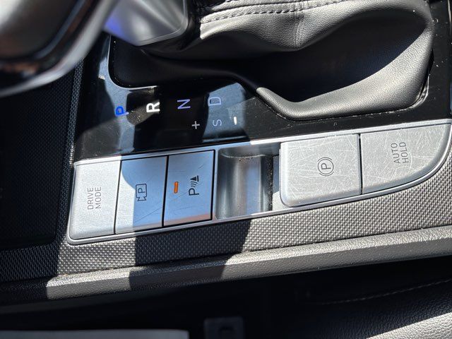 2024 Hyundai ELANTRA Limited | San Antonio, TX | Clear Choice Automotive South 2024 Hyundai ELANTRA Limited | San Antonio, TX | Clear Choice Automotive South