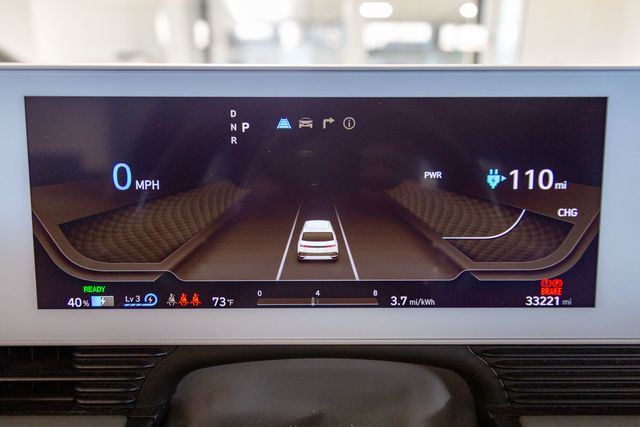 2024 Hyundai IONIQ 5 SE