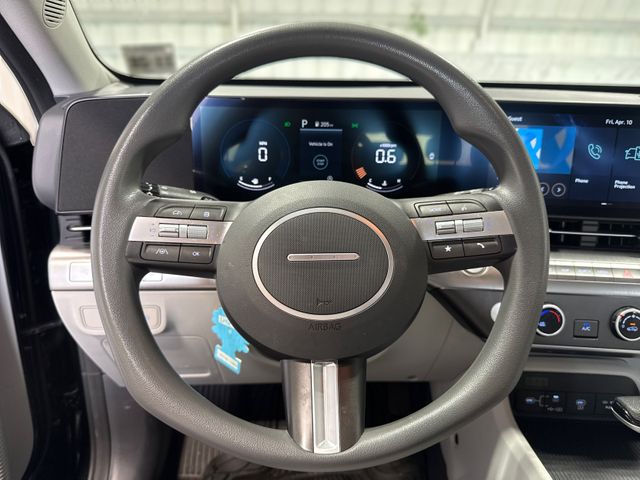 2024 Hyundai KONA SE