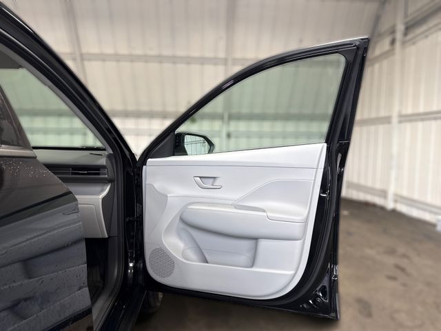 2024 Hyundai KONA SE