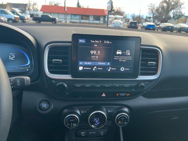 2024 Hyundai VENUE SEL | Dickinson, ND | Heiser Motors 2024 Hyundai VENUE SEL | Dickinson, ND | Heiser Motors