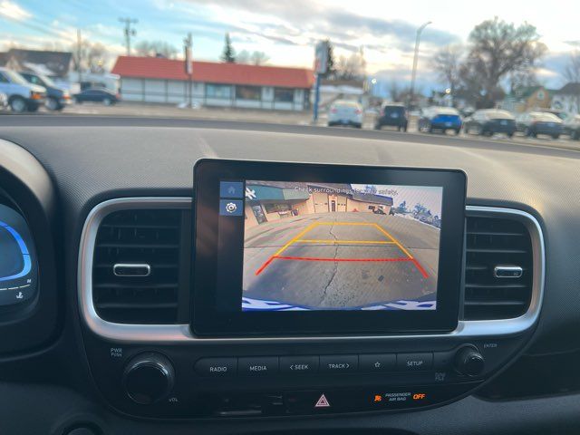 2024 Hyundai VENUE SEL | Dickinson, ND | Heiser Motors 2024 Hyundai VENUE SEL | Dickinson, ND | Heiser Motors