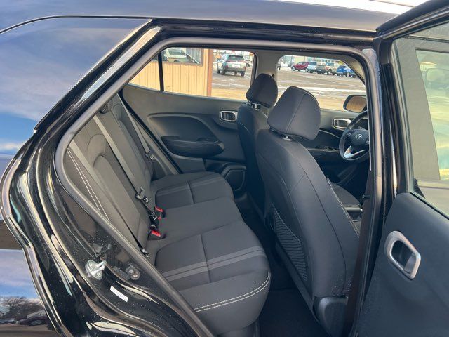 2024 Hyundai VENUE SEL | Dickinson, ND | Heiser Motors 2024 Hyundai VENUE SEL | Dickinson, ND | Heiser Motors