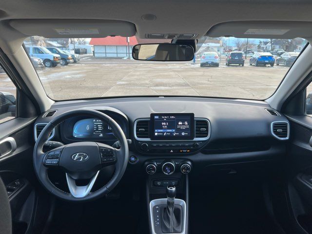 2024 Hyundai VENUE SEL | Dickinson, ND | Heiser Motors 2024 Hyundai VENUE SEL | Dickinson, ND | Heiser Motors