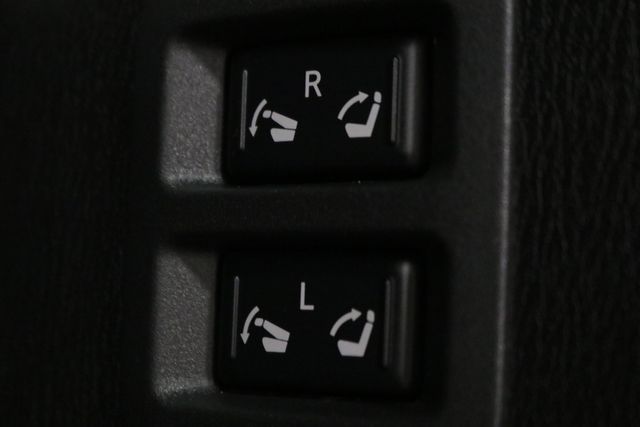 3189128-33-revo