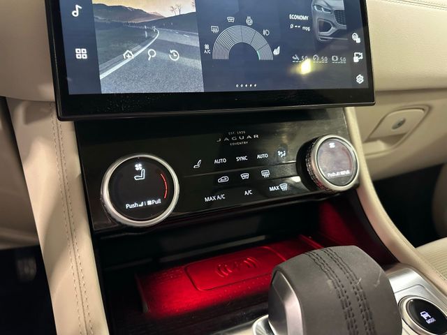 2024 Jaguar F-PACE P400 R-Dynamic S Panoramic Roof Massaging Seats | Irving, Texas | Hopper Motorplex 2024 Jaguar F-PACE P400 R-Dynamic S Panoramic Roof Massaging Seats | Irving, Texas | Hopper Motorplex