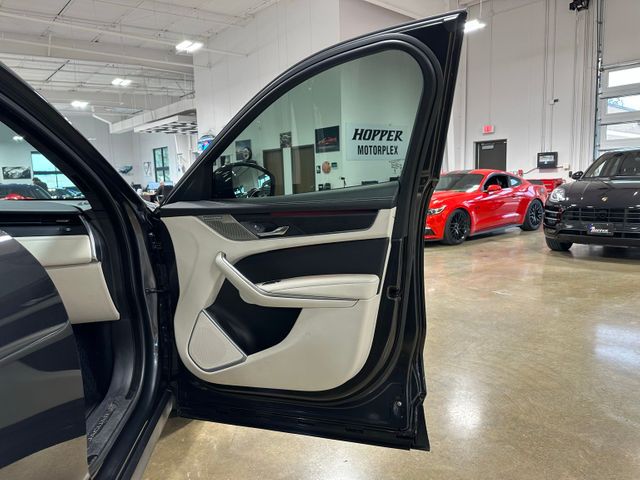 2024 Jaguar F-PACE P400 R-Dynamic S Panoramic Roof Massaging Seats | Irving, Texas | Hopper Motorplex 2024 Jaguar F-PACE P400 R-Dynamic S Panoramic Roof Massaging Seats | Irving, Texas | Hopper Motorplex