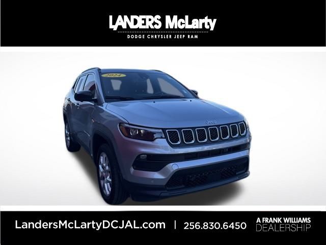 2024 Jeep Compass Latitude Lux | Huntsville, Alabama | Landers Mclarty DCJ