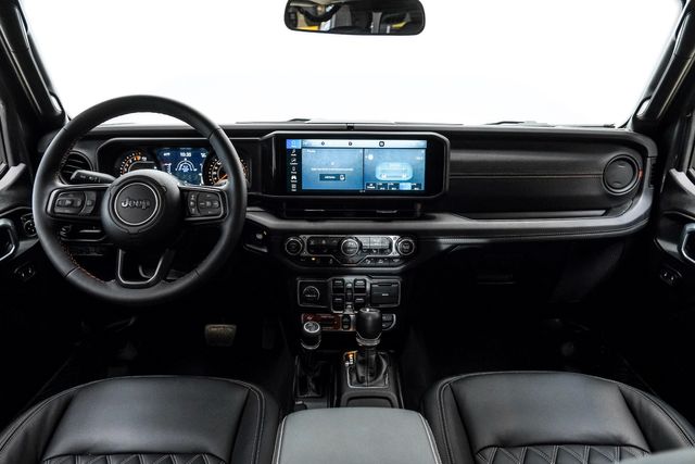 2024 Jeep Gladiator Rubicon 4X4 LIFTED,HTD CUSTOM ALEA LTH,9K MILES | Carrollton, TX | Texas Vehicle Exchange