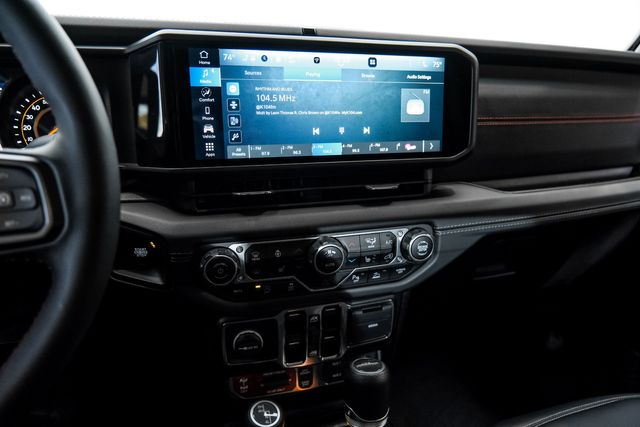 2024 Jeep Gladiator Rubicon 4X4 LIFTED,HTD CUSTOM ALEA LTH,9K MILES | Carrollton, TX | Texas Vehicle Exchange 2024 Jeep Gladiator Rubicon 4X4 LIFTED,HTD CUSTOM ALEA LTH,9K MILES | Carrollton, TX | Texas Vehicle Exchange