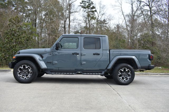 2024 Jeep Gladiator Sport S