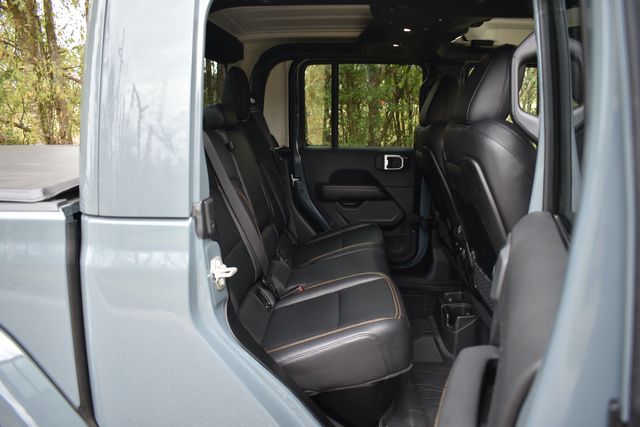 2024 Jeep Gladiator Sport S