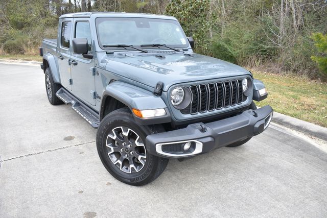 2024 Jeep Gladiator Sport S