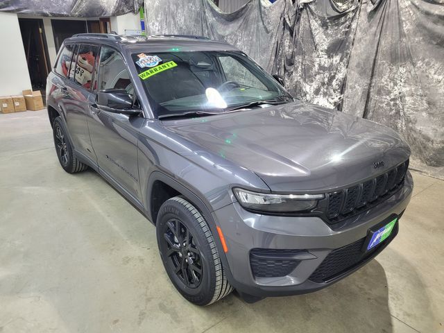 2024 Jeep Grand Cherokee Altitude Warranty - Financing - No Dealer Fees | Dickinson, ND | Autorama Auto Sales and Rentals 2024 Jeep Grand Cherokee Altitude Warranty - Financing - No Dealer Fees | Dickinson, ND | Autorama Auto Sales and Rentals