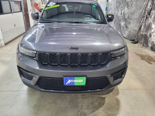 2024 Jeep Grand Cherokee Altitude Warranty - Financing - No Dealer Fees | Dickinson, ND | Autorama Auto Sales and Rentals 2024 Jeep Grand Cherokee Altitude Warranty - Financing - No Dealer Fees | Dickinson, ND | Autorama Auto Sales and Rentals