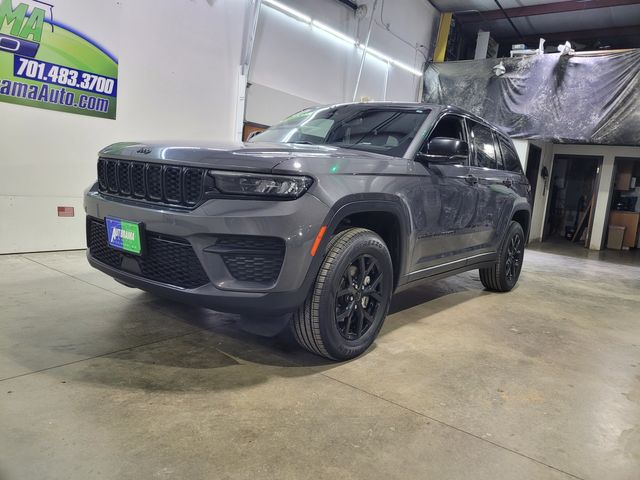 2024 Jeep Grand Cherokee Altitude Warranty - Financing - No Dealer Fees | Dickinson, ND | Autorama Auto Sales and Rentals 2024 Jeep Grand Cherokee Altitude Warranty - Financing - No Dealer Fees | Dickinson, ND | Autorama Auto Sales and Rentals