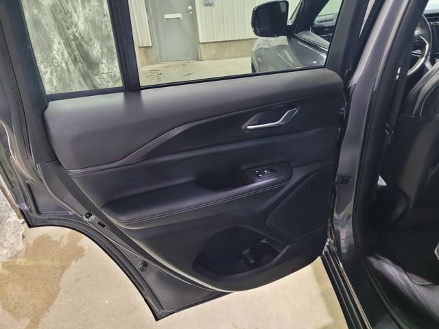 2024 Jeep Grand Cherokee Altitude  Warranty - Financing - | Dickinson, ND | Autorama Auto Sales and Rentals