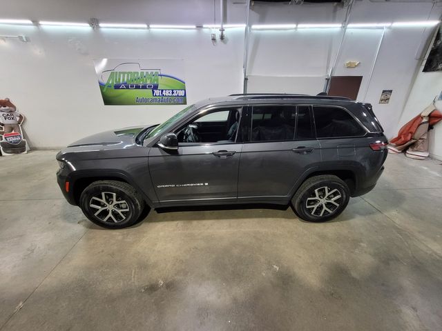 2024 Jeep Grand Cherokee Limited - Warranty -Financing - No Dealer Fees | Dickinson, ND | Autorama Auto Sales and Rentals 2024 Jeep Grand Cherokee Limited - Warranty -Financing - No Dealer Fees | Dickinson, ND | Autorama Auto Sales and Rentals