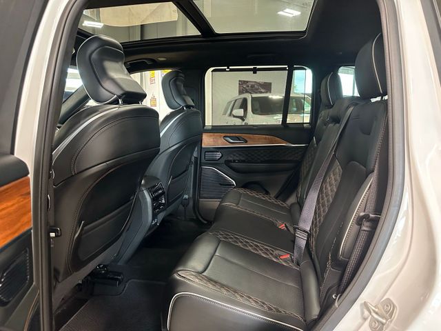 2024 Jeep Grand Cherokee Summit | Irving, Texas | Hopper Motorplex