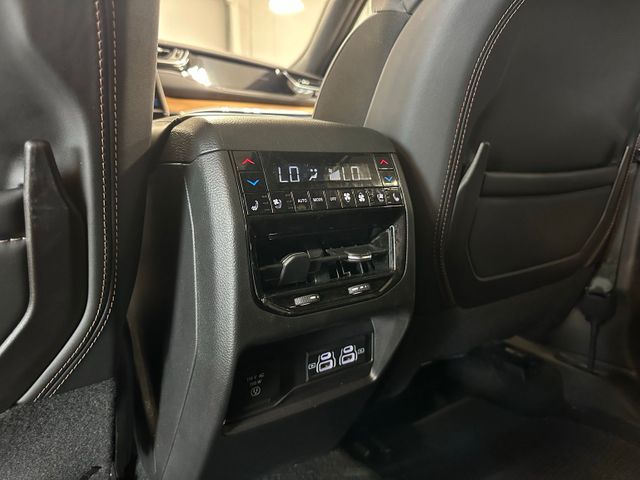 2024 Jeep Grand Cherokee Summit | Irving, Texas | Hopper Motorplex 2024 Jeep Grand Cherokee Summit | Irving, Texas | Hopper Motorplex