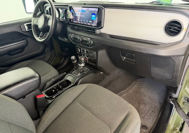 2024 Jeep Wrangler Willys 4xe