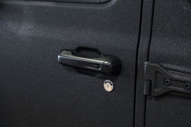 2024 Jeep Wrangler Unlimited Rubicon 392,4X4,SKYTOP,DUPONT KEVLAR,15K | Carrollton, TX | Texas Vehicle Exchange