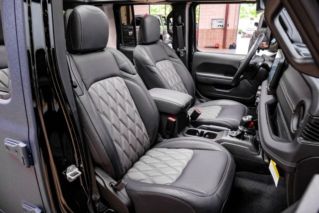 2024 Jeep Wrangler Unlimited Rubicon 4X4 SKY TOP,DUPONT KEVLAR,LIFT | Carrollton, TX | Texas Vehicle Exchange 2024 Jeep Wrangler Unlimited Rubicon 4X4 SKY TOP,DUPONT KEVLAR,LIFT | Carrollton, TX | Texas Vehicle Exchange