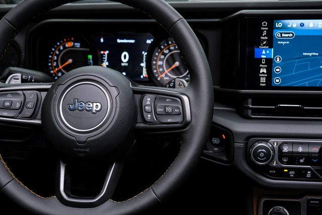 2024 Jeep Wrangler Unlimited Rubicon 392 4X4 SKY TOP,BUMPERS,LED'S | Carrollton, TX | Texas Vehicle Exchange