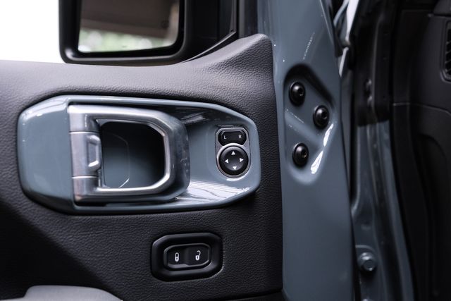 2024 Jeep Wrangler Unlimited Rubicon 392 4X4 HARD TOP, BUMPERS, LED'S | Carrollton, TX | Texas Vehicle Exchange 2024 Jeep Wrangler Unlimited Rubicon 392 4X4 HARD TOP, BUMPERS, LED'S | Carrollton, TX | Texas Vehicle Exchange