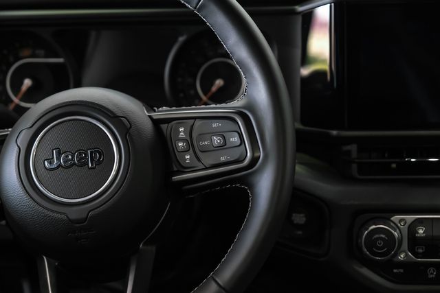 2024 Jeep Wrangler Unlimited Sport 4X4 SKY TOP,DUPONT KEVLAR,LIFT,LED | Carrollton, TX | Texas Vehicle Exchange 2024 Jeep Wrangler Unlimited Sport 4X4 SKY TOP,DUPONT KEVLAR,LIFT,LED | Carrollton, TX | Texas Vehicle Exchange