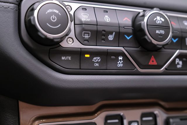 2024 Jeep Wrangler Unlimited Rubicon 392 4X4 SKY TOP, BUMPERS, LED'S | Carrollton, TX | Texas Vehicle Exchange 2024 Jeep Wrangler Unlimited Rubicon 392 4X4 SKY TOP, BUMPERS, LED'S | Carrollton, TX | Texas Vehicle Exchange