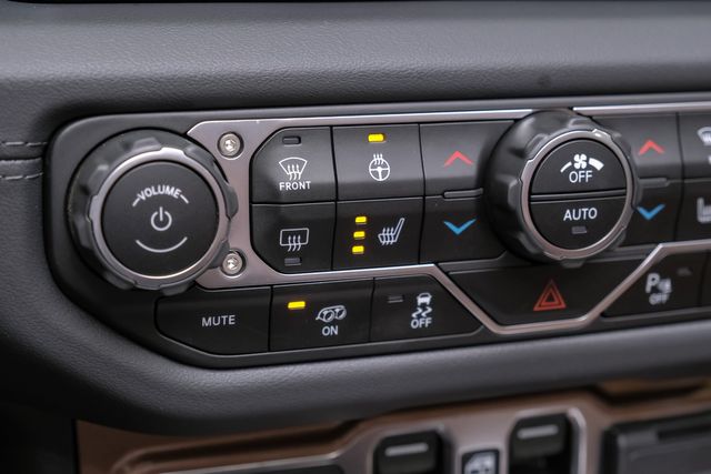 2024 Jeep Wrangler Unlimited Rubicon 392 4X4 SKY TOP, BUMPERS, LED'S | Carrollton, TX | Texas Vehicle Exchange 2024 Jeep Wrangler Unlimited Rubicon 392 4X4 SKY TOP, BUMPERS, LED'S | Carrollton, TX | Texas Vehicle Exchange