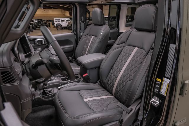2024 Jeep Wrangler Unlimited Rubicon,4X4, FMJ, DUPONT KEVLAR, SKY TOP | Carrollton, TX | Texas Vehicle Exchange 2024 Jeep Wrangler Unlimited Rubicon,4X4, FMJ, DUPONT KEVLAR, SKY TOP | Carrollton, TX | Texas Vehicle Exchange