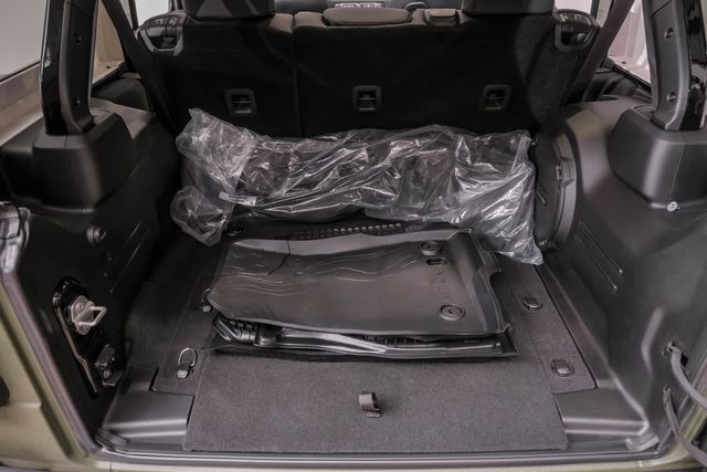 2024 Jeep Wrangler Unlimited Rubicon,4X4, FMJ, DUPONT KEVLAR, SKY TOP | Carrollton, TX | Texas Vehicle Exchange 2024 Jeep Wrangler Unlimited Rubicon,4X4, FMJ, DUPONT KEVLAR, SKY TOP | Carrollton, TX | Texas Vehicle Exchange