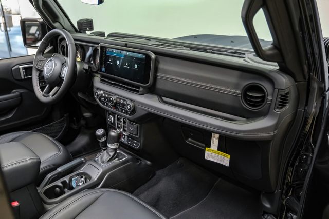 2024 Jeep Wrangler Unlimited Rubicon,4X4, FMJ DUPONT KEVLAR, LIFTED | Carrollton, TX | Texas Vehicle Exchange 2024 Jeep Wrangler Unlimited Rubicon,4X4, FMJ DUPONT KEVLAR, LIFTED | Carrollton, TX | Texas Vehicle Exchange