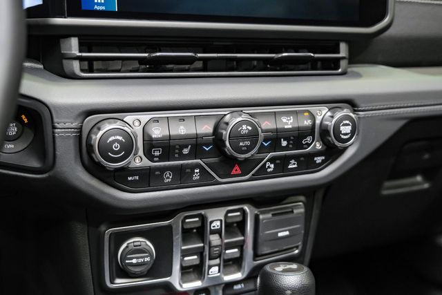 2024 Jeep Wrangler Unlimited Rubicon,4X4, FMJ DUPONT KEVLAR, LIFTED | Carrollton, TX | Texas Vehicle Exchange 2024 Jeep Wrangler Unlimited Rubicon,4X4, FMJ DUPONT KEVLAR, LIFTED | Carrollton, TX | Texas Vehicle Exchange