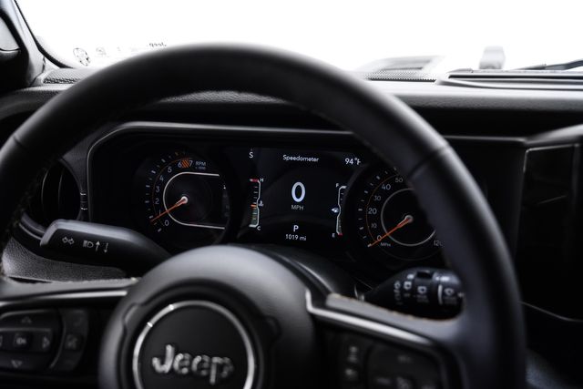 2024 Jeep Wrangler Unlimited WILLYS 4X4 LIFTED,4PLAY WHEELS,ONLY 1K | Carrollton, TX | Texas Vehicle Exchange 2024 Jeep Wrangler Unlimited WILLYS 4X4 LIFTED,4PLAY WHEELS,ONLY 1K | Carrollton, TX | Texas Vehicle Exchange