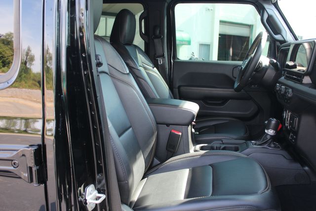 2024 Jeep Wrangler Sahara | Granite City, Illinois | MasterCars Company Inc. 2024 Jeep Wrangler Sahara | Granite City, Illinois | MasterCars Company Inc.