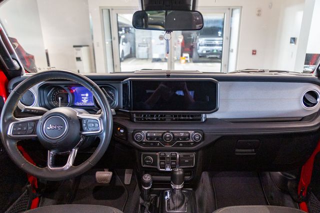 2024 Jeep Wrangler Sahara 4xe