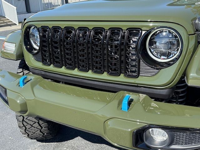 2024 Jeep Wrangler SKYTOP SARGE HIGH ALTITUDE 4XE SAHARA LEATHER 37s | Plant City, FL | psv5 DEMO - Bayshore Automotive 2024 Jeep Wrangler SKYTOP SARGE HIGH ALTITUDE 4XE SAHARA LEATHER 37s | Plant City, FL | psv5 DEMO - Bayshore Automotive