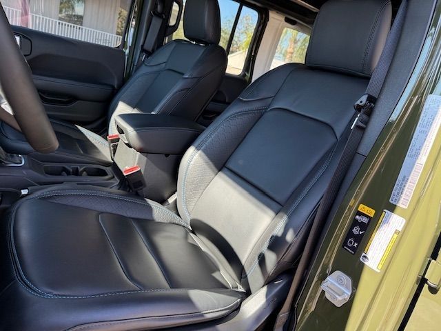 2024 Jeep Wrangler SKYTOP SARGE HIGH ALTITUDE 4XE SAHARA LEATHER 37s | Plant City, FL | psv5 DEMO - Bayshore Automotive 2024 Jeep Wrangler SKYTOP SARGE HIGH ALTITUDE 4XE SAHARA LEATHER 37s | Plant City, FL | psv5 DEMO - Bayshore Automotive