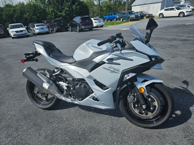 2024 Kawasaki Ninja 500 ABS | Ephrata, PA | Oregon Pike Motors