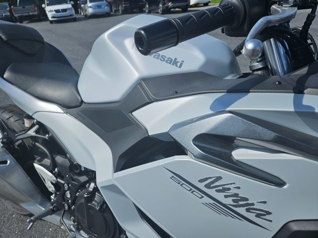 2024 Kawasaki Ninja 500 ABS