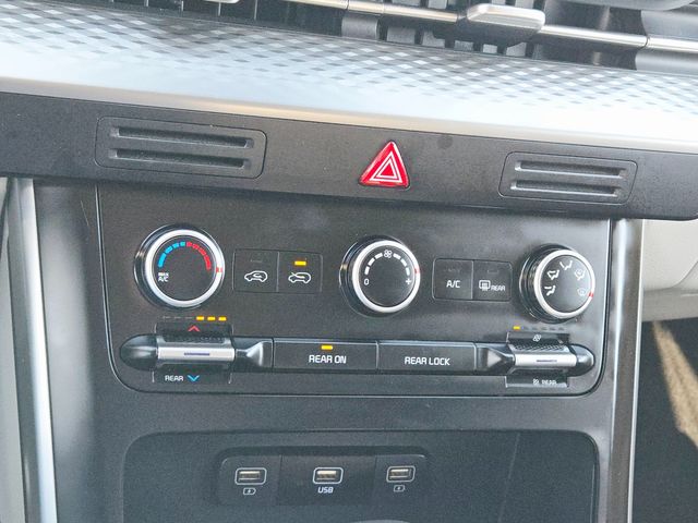 2024 Kia Carnival LX | Ellisville, MO | AutoPort